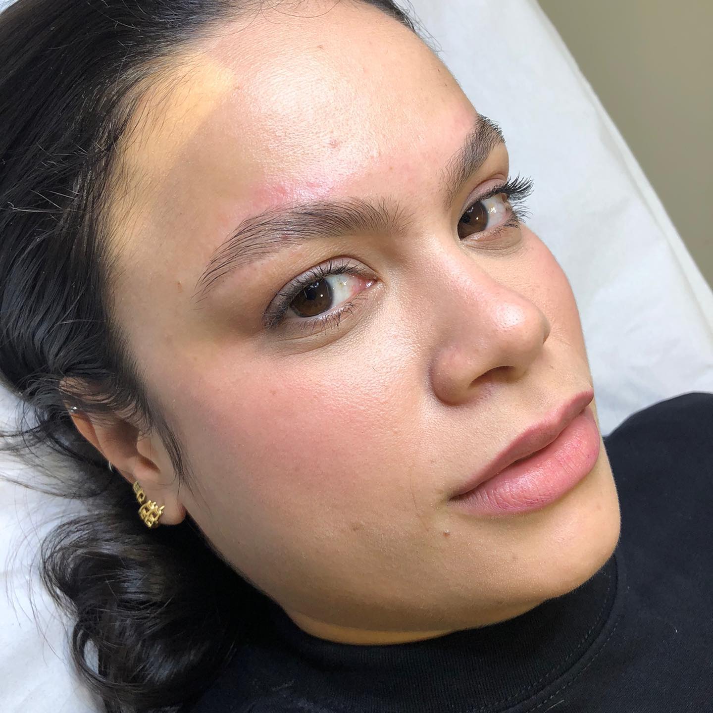 Design de Sobrancelha em Vila Velha – Majô Beauty Club