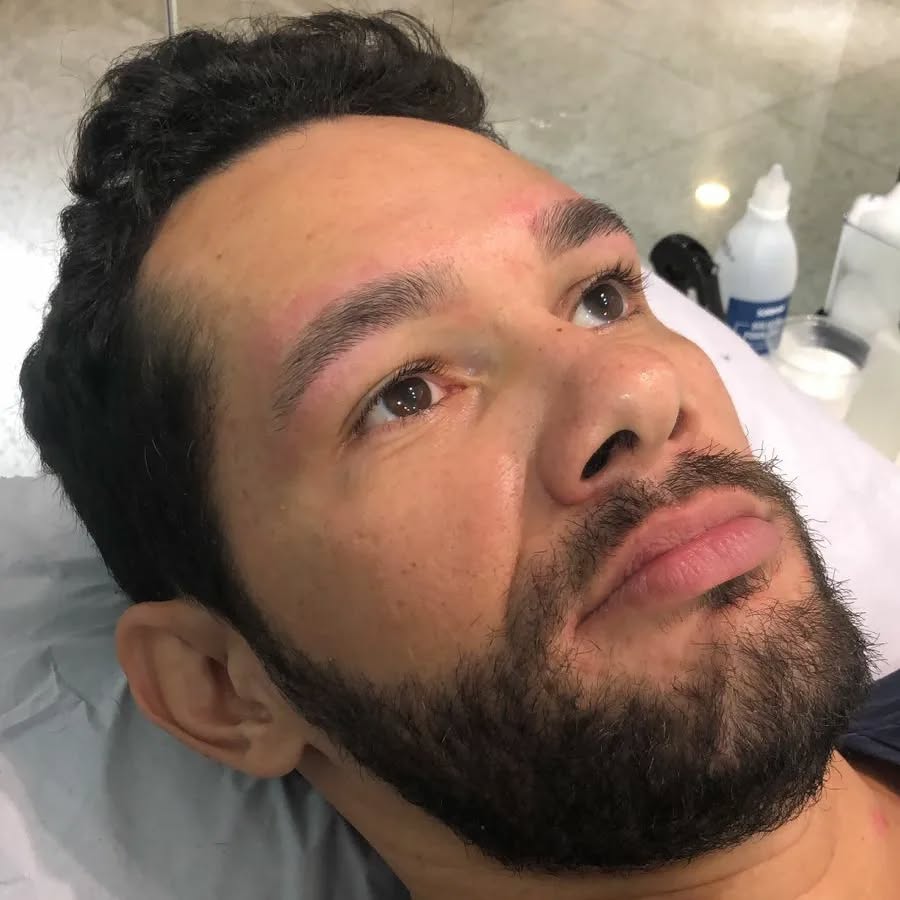 Design de Sobrancelha em Vila Velha – Majô Beauty Club