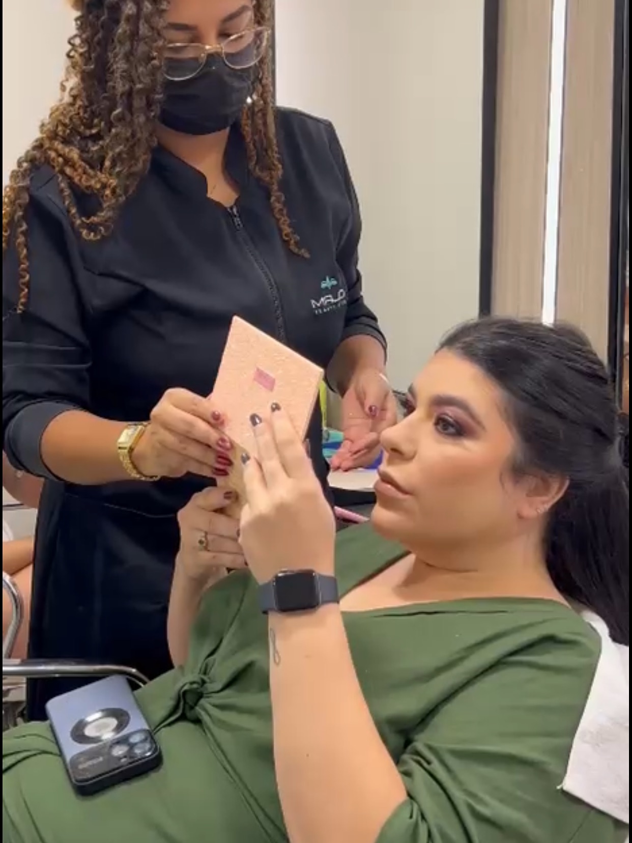 Maquiagem em Vila Velha – Majô Beauty Club