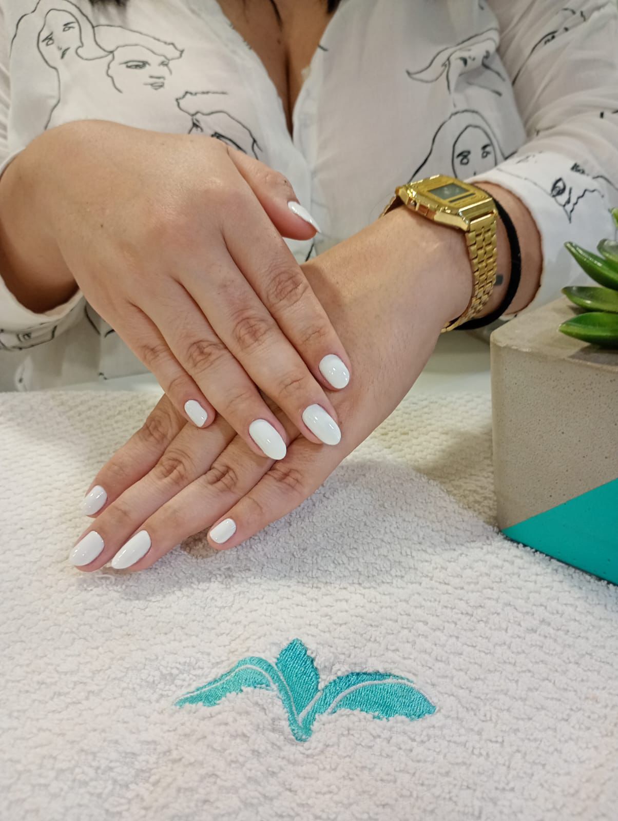 Manicure e Pedicure em Vila Velha – Majô Beauty Club