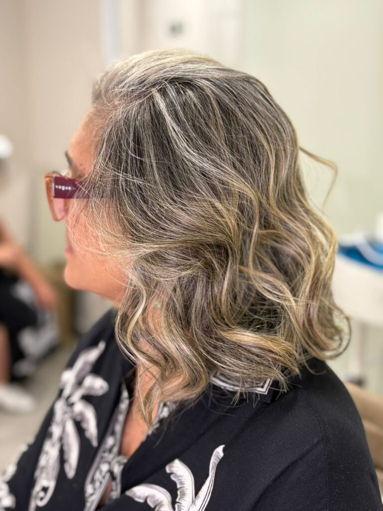 Penteados e escova – Majô Beauty Club, Vila Velha - ES – foto 4